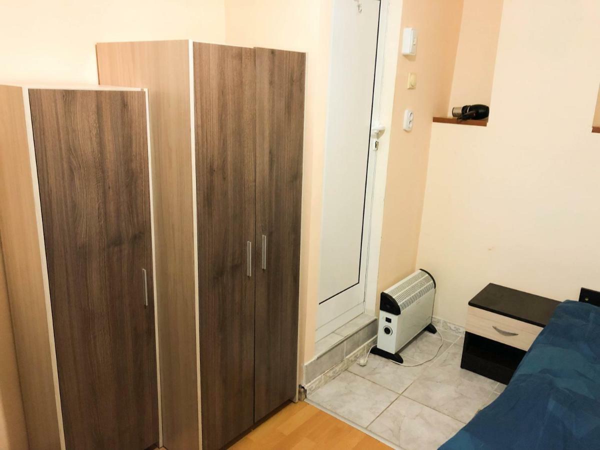 Appartement Top Center Studio 2 Min To The Beach à Varna Extérieur photo